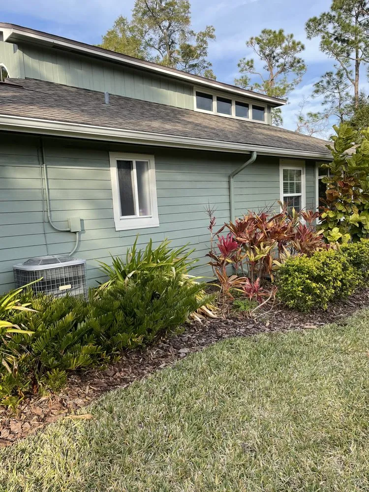 Affordable lawn mowing service experts serving Daytona Beach, FL - Pm Beautification