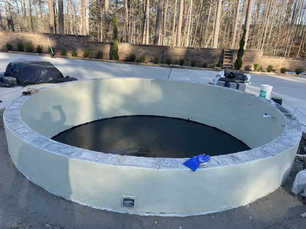 Expert yard maintenance in Snellville, GA by Pm Landscaping