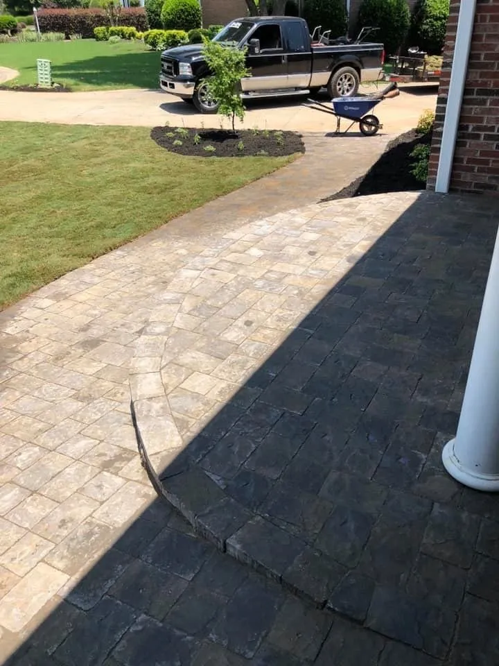 Affordable lawn care service near you in Easley, SC by PMC L&T