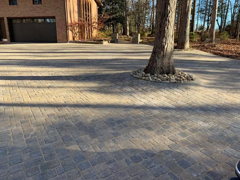 Custom lawn mowing service experts serving Easley, SC - PMC L&T