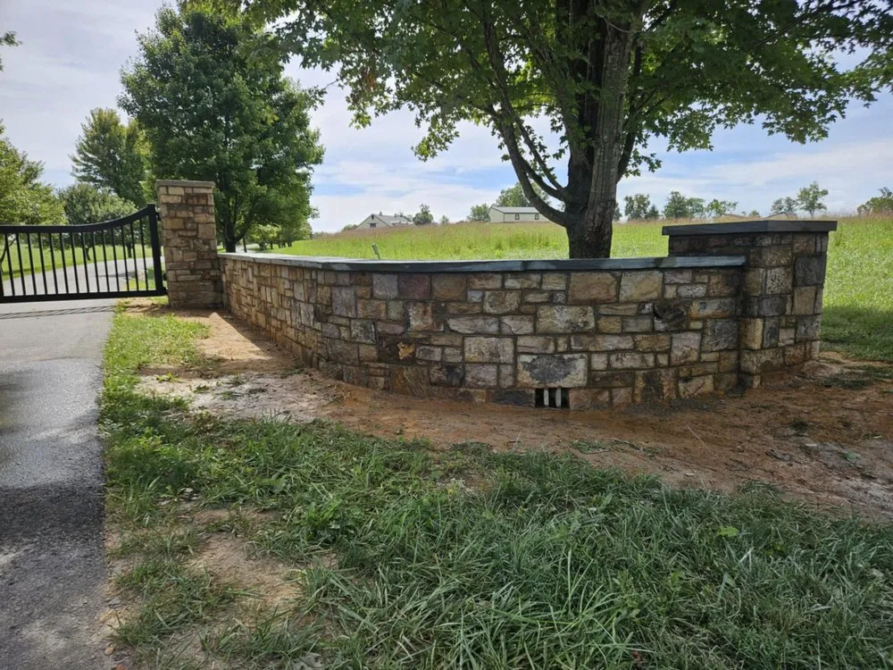 Professional yard maintenance in Warrenton, VA by Pmg Hardscapes