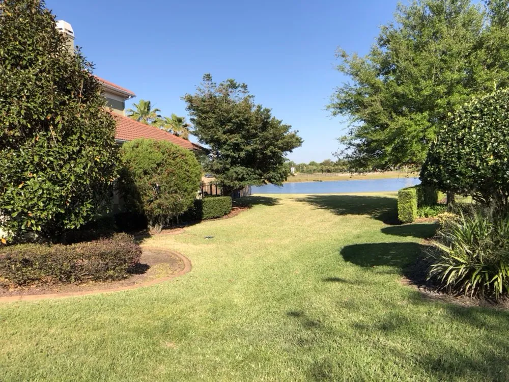 Custom garden landscaping in Winter Spring, FL by PMT Landscaping