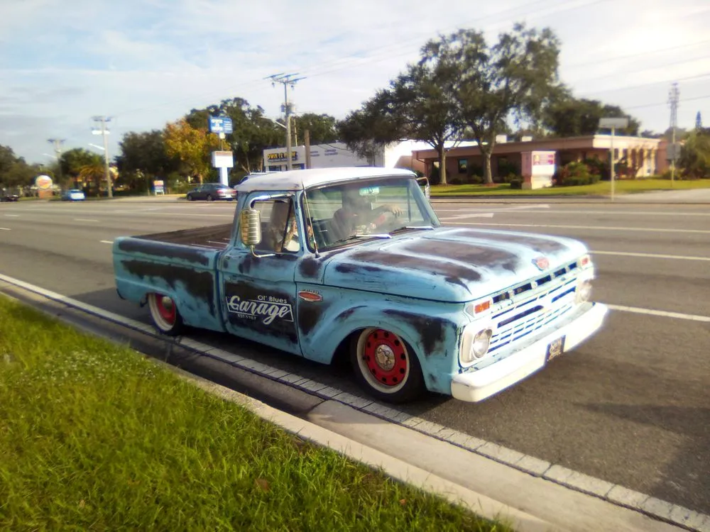 Local residential landscaping experts serving New Smyrna Beach, FL - P&N Family Hands Landscaping Handyman