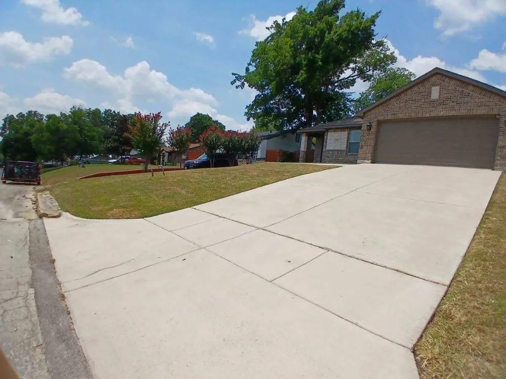 Affordable residential landscaping experts serving Fort Worth, TX - PNG Mowing