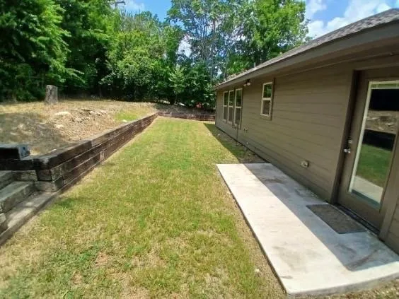 Top-rated lawn mowing service in Fort Worth, TX by PNG Mowing