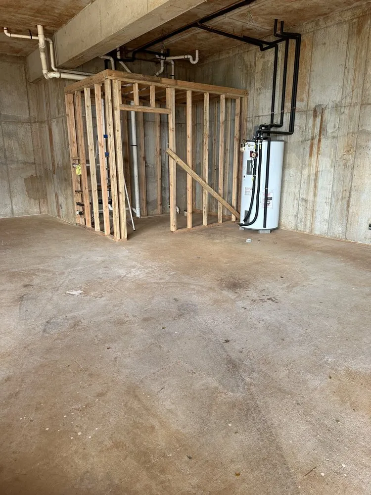 Professional lawn care service for residential properties in Waipahu, HI by PNN Landscaping Service