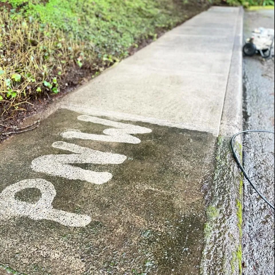 Trusted garden landscaping in Salem, OR by PNW Maintenance Services