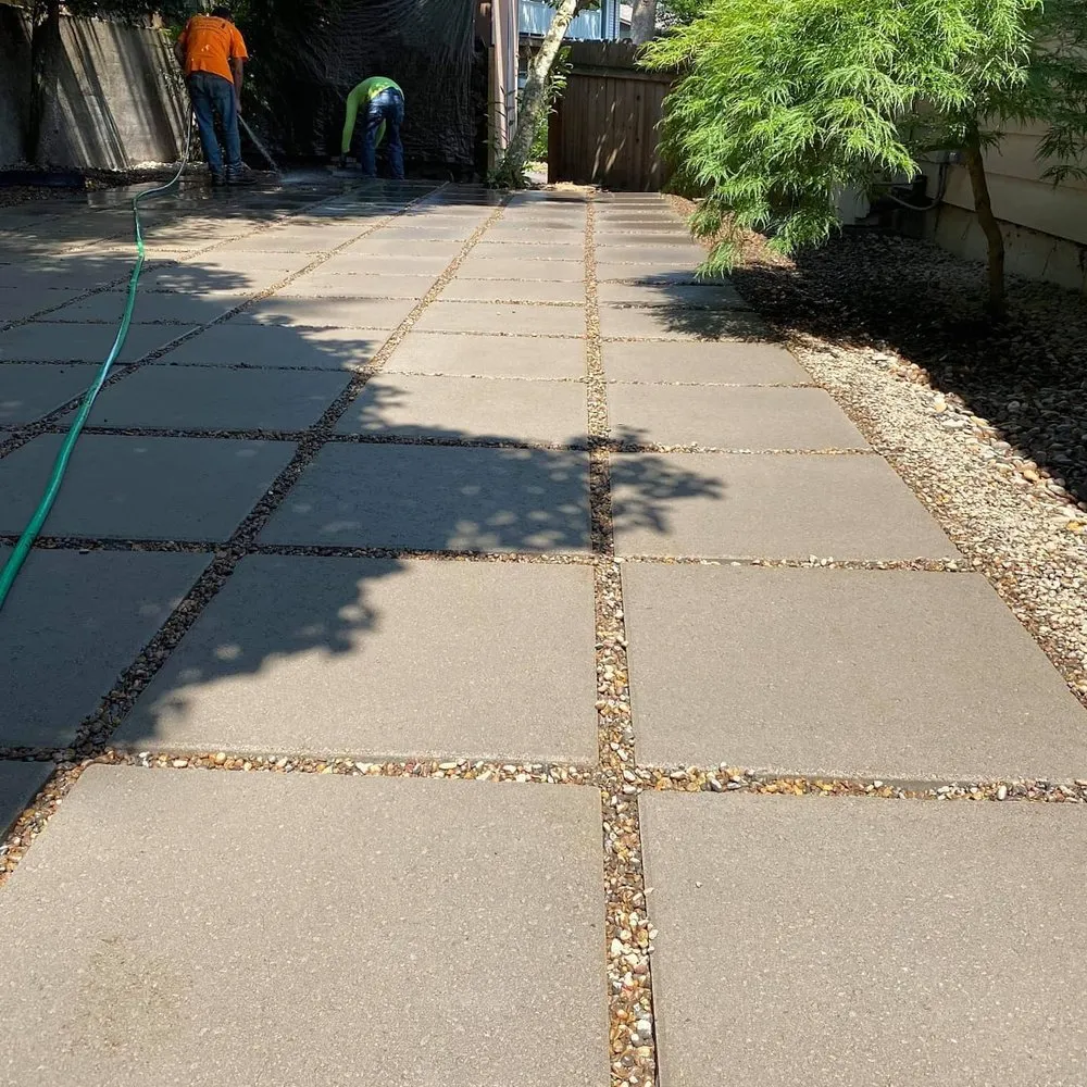 Local lawn care service experts serving Salem, OR - PNW Maintenance Services