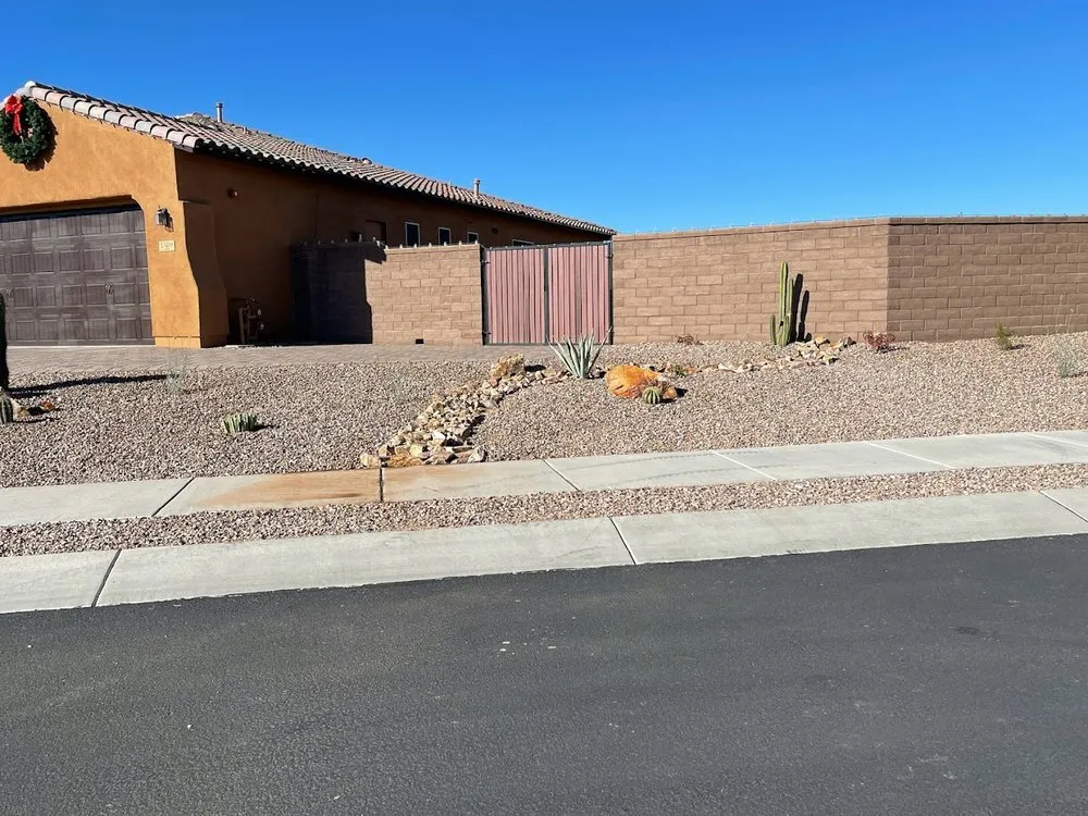 Expert yard cleanup service in Tucson, AZ - Pochitos Landscaping