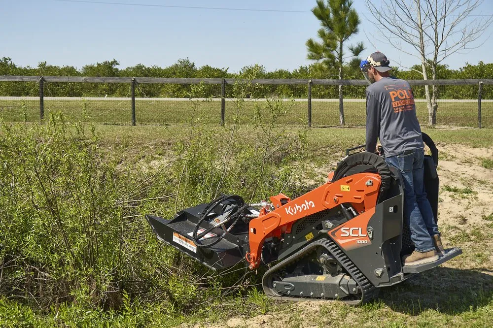 Expert lawn mowing service in Lakeland, FL - Polk Services