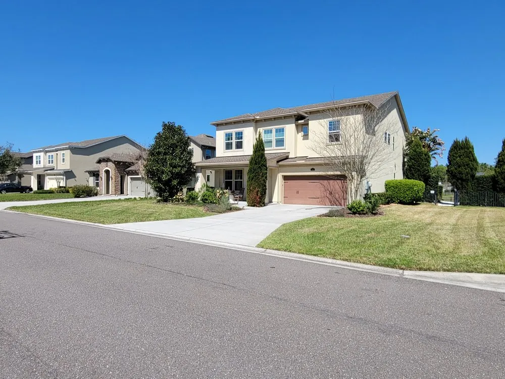 Reliable yard cleanup service in Orange Park, FL - Pollicks Lawncare