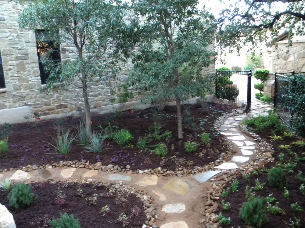 Custom garden landscaping for homes across Spicewood, TX - PollyDog Landscapes