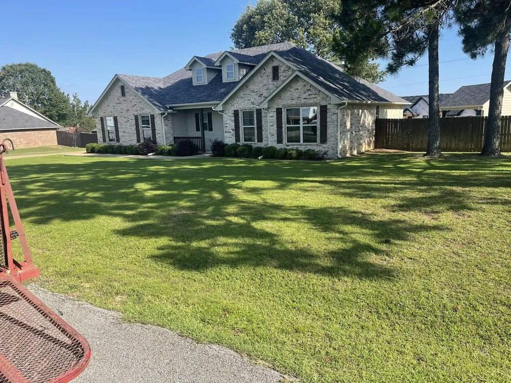 Affordable yard maintenance in Tyler, TX by Polo Lawn Service