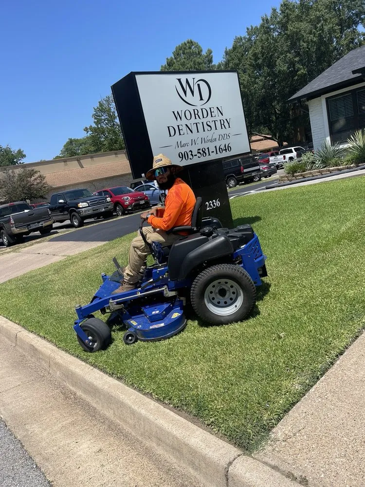 Top-rated yard maintenance in Tyler, TX by Polo Lawn Service