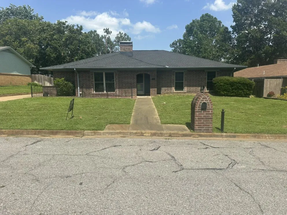 Expert lawn care service in Calera, OK by Polston Lawncare