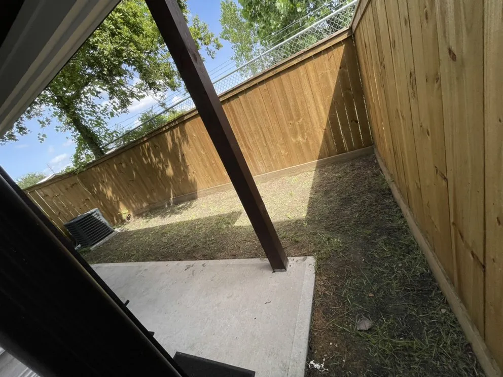 Expert landscape installation experts serving Baytown, TX - Polvado sod & grass