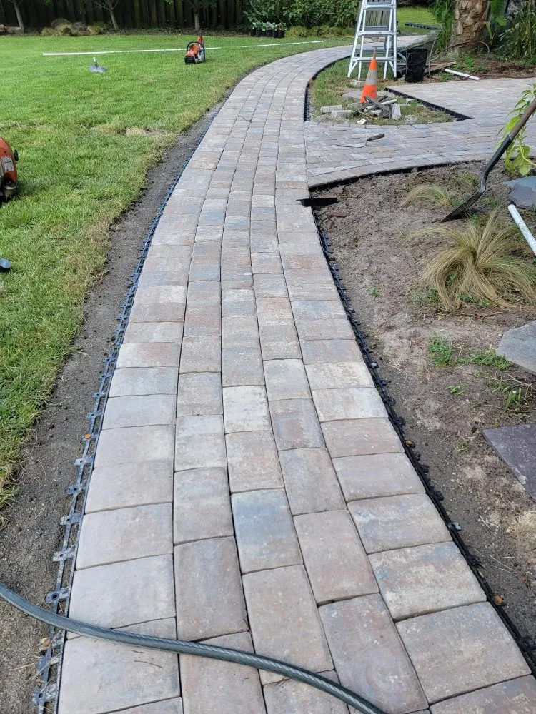 Trusted garden landscaping in Wilmington, NC by Poly Landscapes