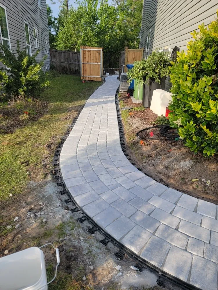 Custom garden landscaping in Wilmington, NC by Poly Landscapes