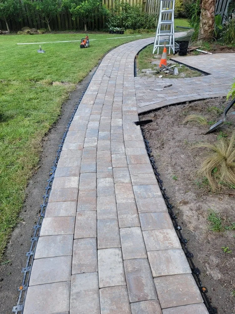 Custom garden landscaping for homes across Wilmington, NC - Poly Landscapes