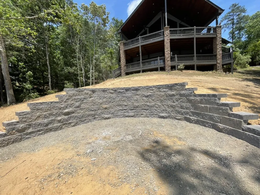 Reliable lawn mowing service in Jasper, AL - Polygon Construction