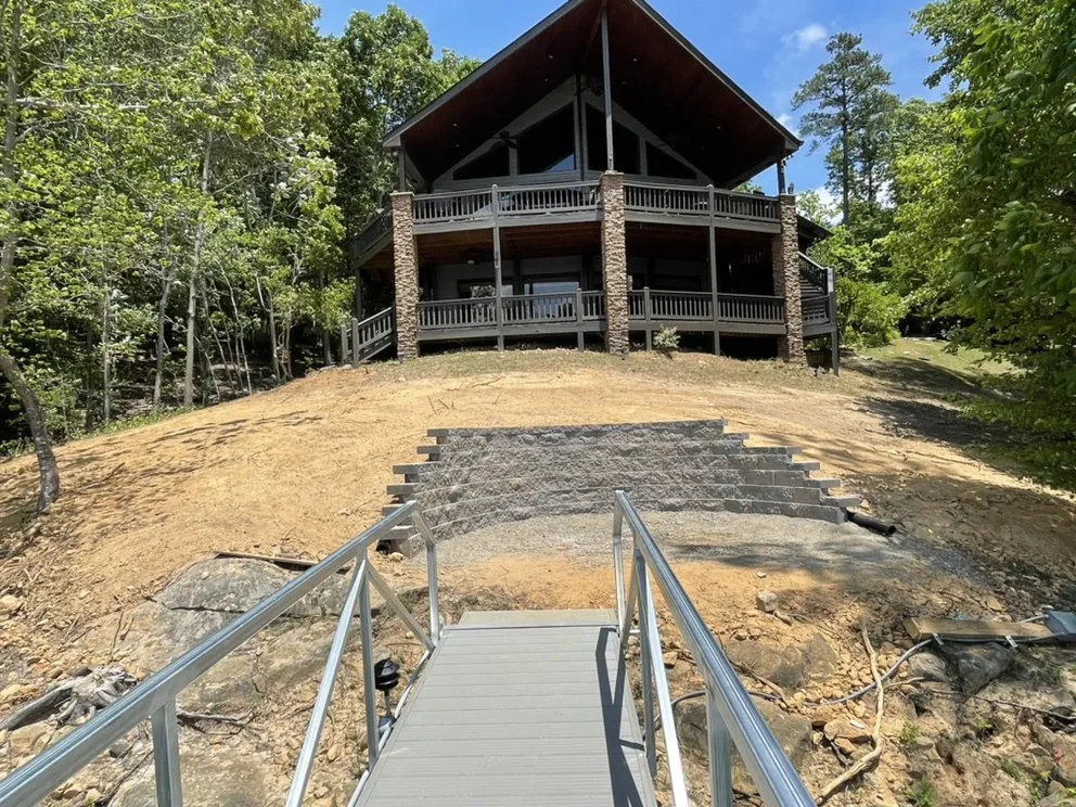 Local yard cleanup service experts serving Jasper, AL - Polygon Construction