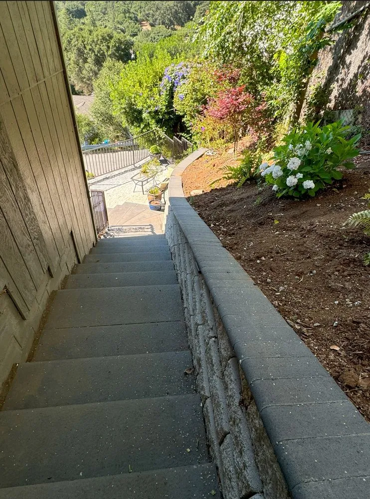 Local lawn mowing service experts serving San Juan Bautista, CA - Ponce Landscaping and Construction