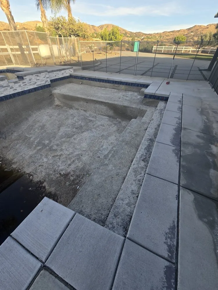 Expert outdoor landscaping in Irvine, CA by Ponce Landscaping