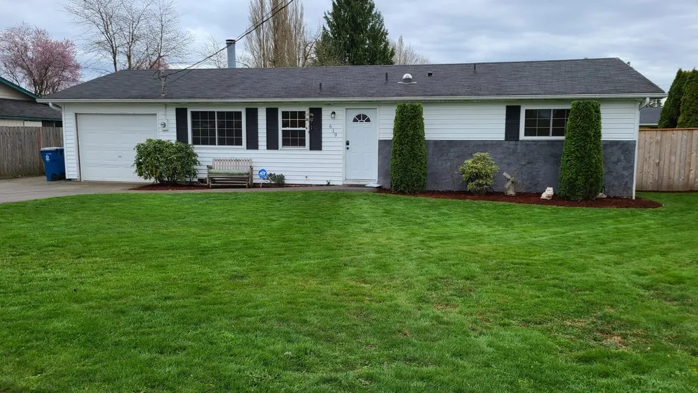 Custom yard maintenance for residential properties across Lake Stevens, WA - Ponce's Landscaping