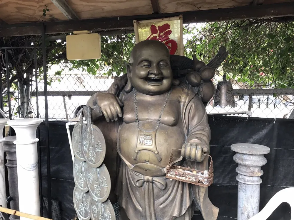 Expert lawn care service with custom design in San Gabriel, CA by Pond 101