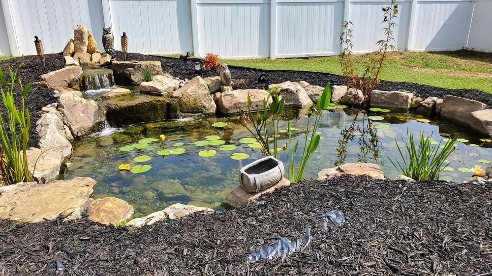Custom lawn care service in Mooresville, NC - Pond Country
