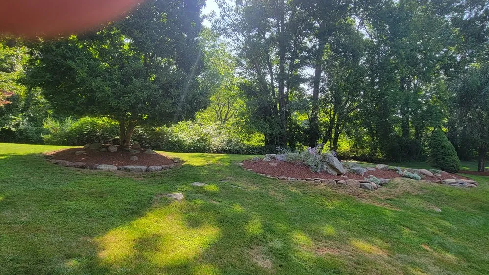 Trusted residential landscaping experts serving Bellingham, MA - Pond Hollow Landscape & Design