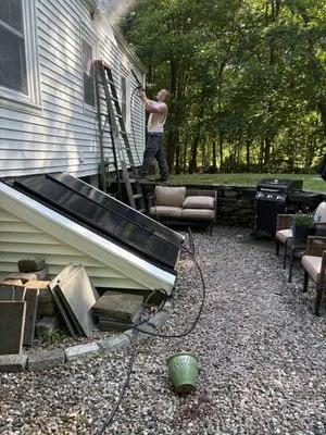 Pond Property Maintenance Logo