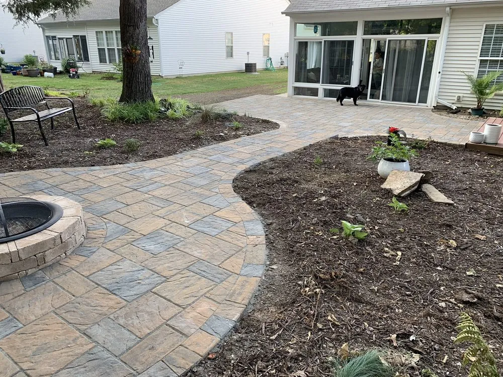 Affordable lawn mowing service in Harrisburg, NC - Ponders