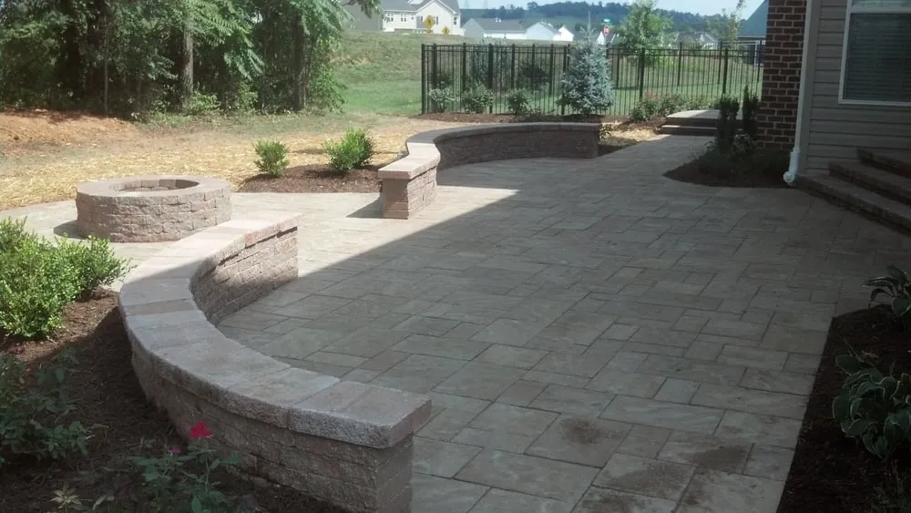 Local residential landscaping experts serving Boonsboro, MD - Ponds by Bee Landscaping