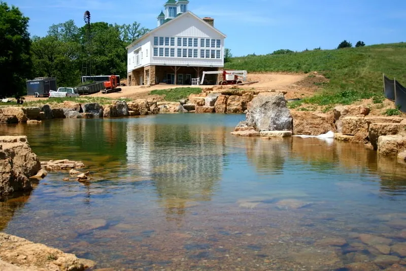 Professional lawn care service with custom design in Gilberts, IL by Ponds of Illinois