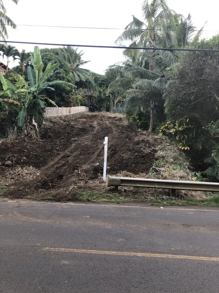 Affordable landscape installation in Kahuku, HI by Pono Landscaping
