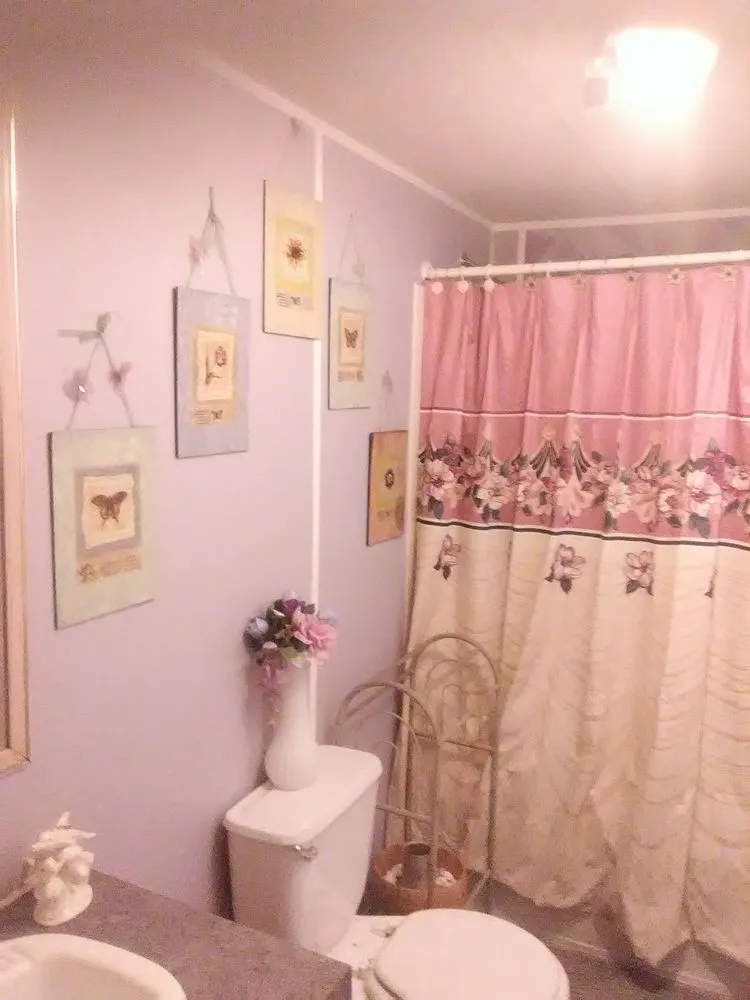 Local lawn care service in Phenix City, AL - Ponytails And Paint Pails