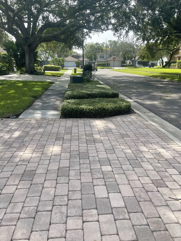 Expert landscape design experts serving Tampa, FL - Pooh's Lawncare