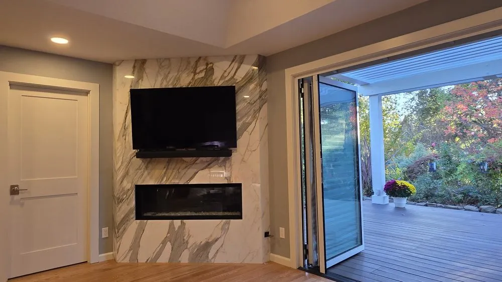 Affordable outdoor landscaping for homes in Brentwood, CA by Pool & Landscape Development