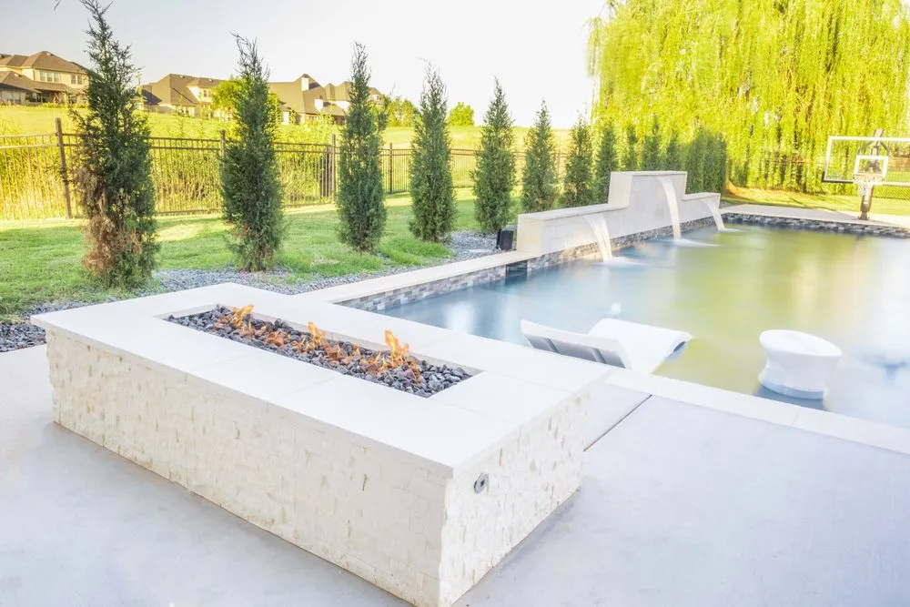 Custom yard cleanup service experts serving Edmond, OK - Pool Envy