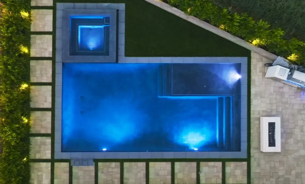 Affordable lawn care service in Sherman Oaks, CA by Pool Masters