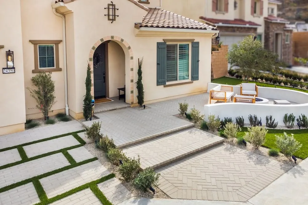 Affordable landscaping services in Sherman Oaks, CA - Pool Masters