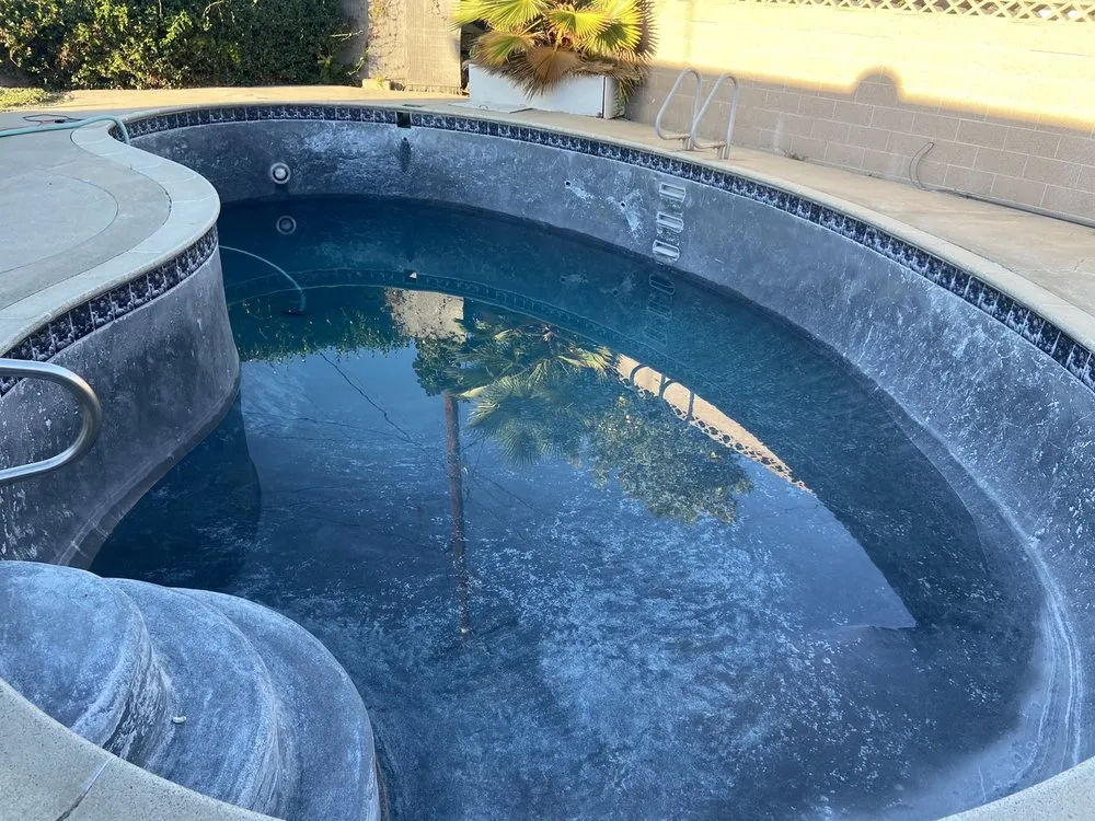 Top-rated yard cleanup service in Fountain Valley, CA - Poolmax