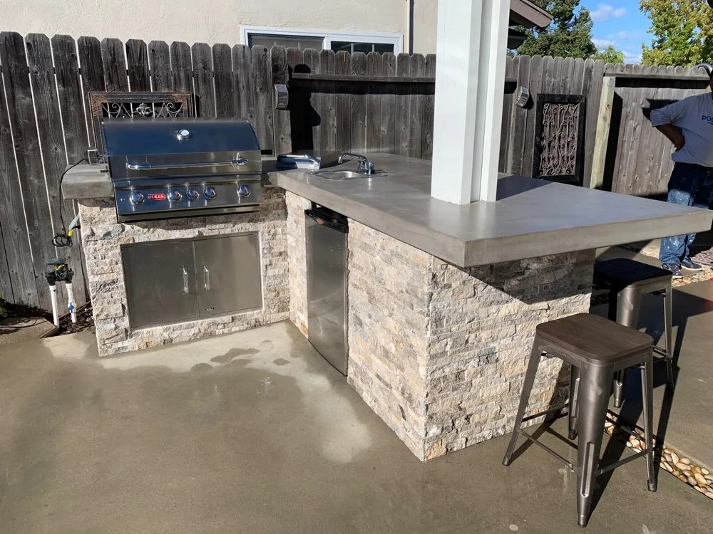 Local lawn mowing service in Fountain Valley, CA by Poolmax