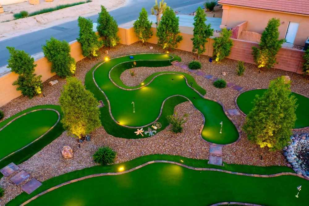 Expert outdoor landscaping for year-round maintenance across Las Vegas, NV - Pools