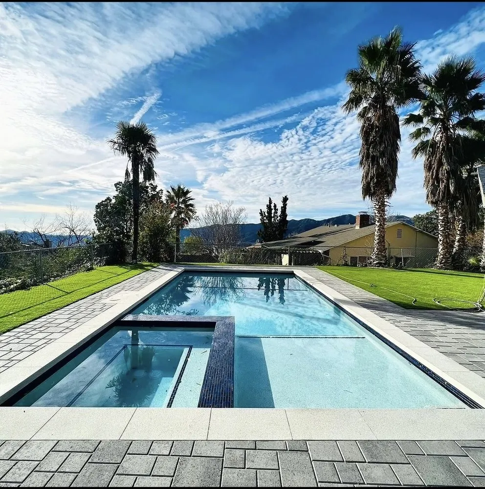Top-rated outdoor landscaping for beautiful yards in Los Angeles, CA by Poolsync California