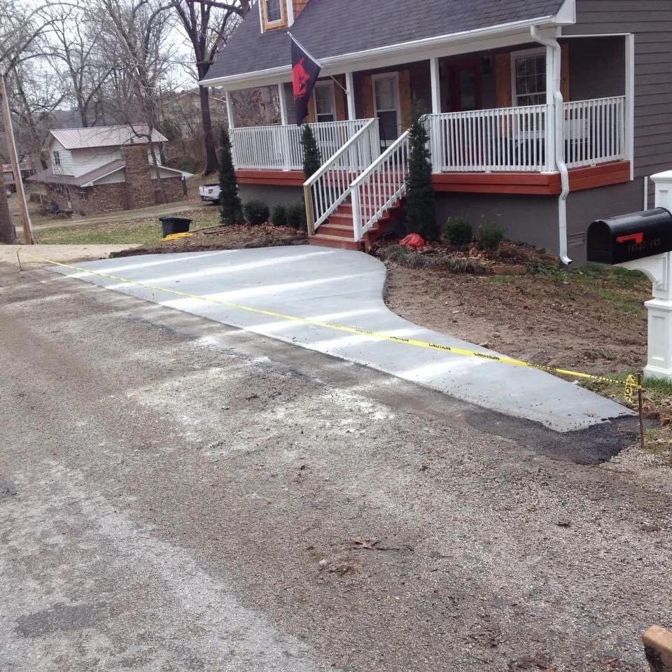 Professional yard cleanup service in Pineville, MO - Poor Boys Landscaping