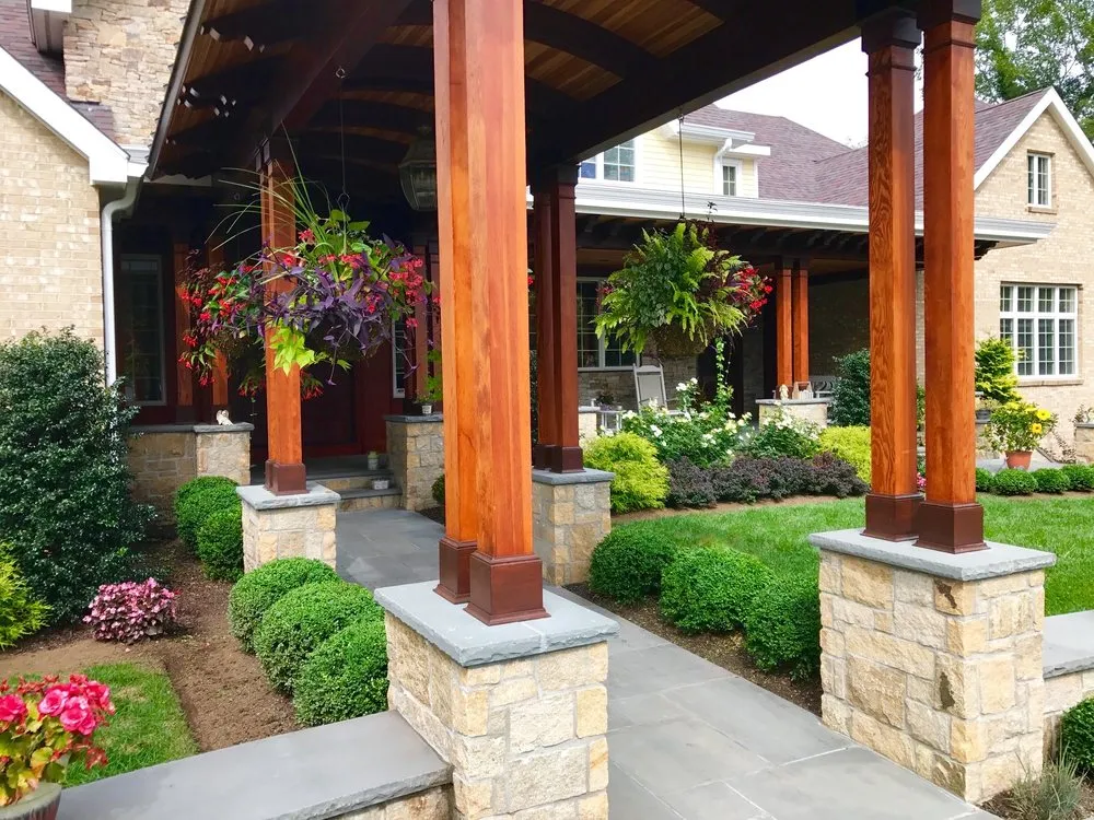 Custom residential landscaping experts serving Woodbridge, CT - POPEL Landscaping and Design