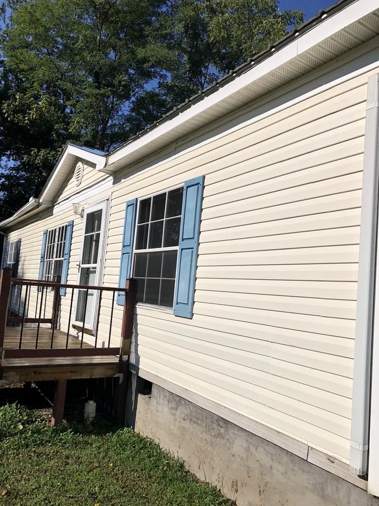 Custom landscaping services experts serving Cookeville, TN - Poplar Lawn Care