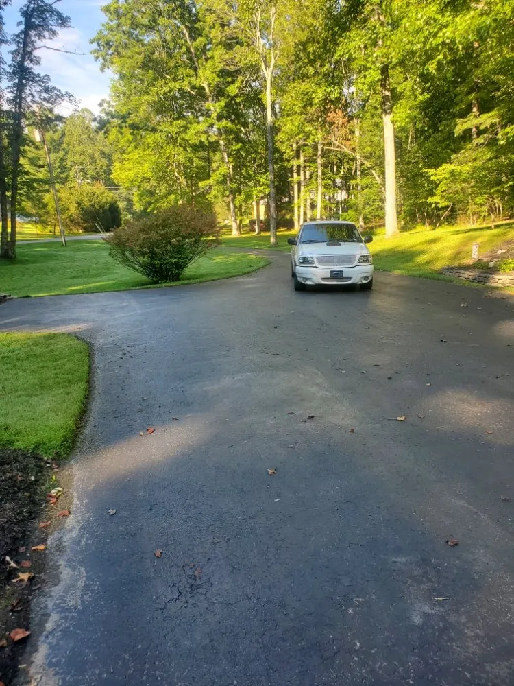 Trusted residential landscaping experts serving Bluewell, WV - PopPops Xterior